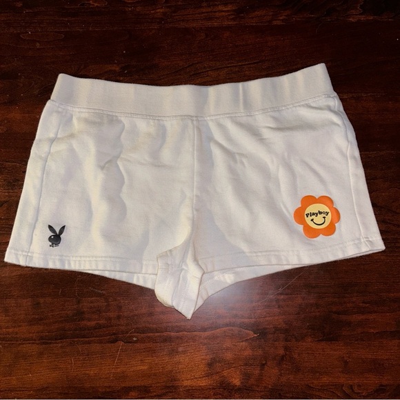 Playboy By Pacsun Fleece White Shorts - Picture 2 of 4